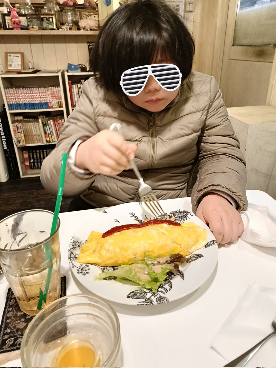 RT @kudo_rose: @cafe_doudou さんでのグループ展終わり…